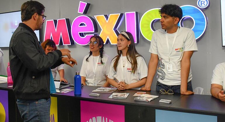Сотрудники туристических информационных киосков México ContiGO прошли специализированное обучение по вопросам торговли людьми, киберпреступности и употребления психоактивных веществ.